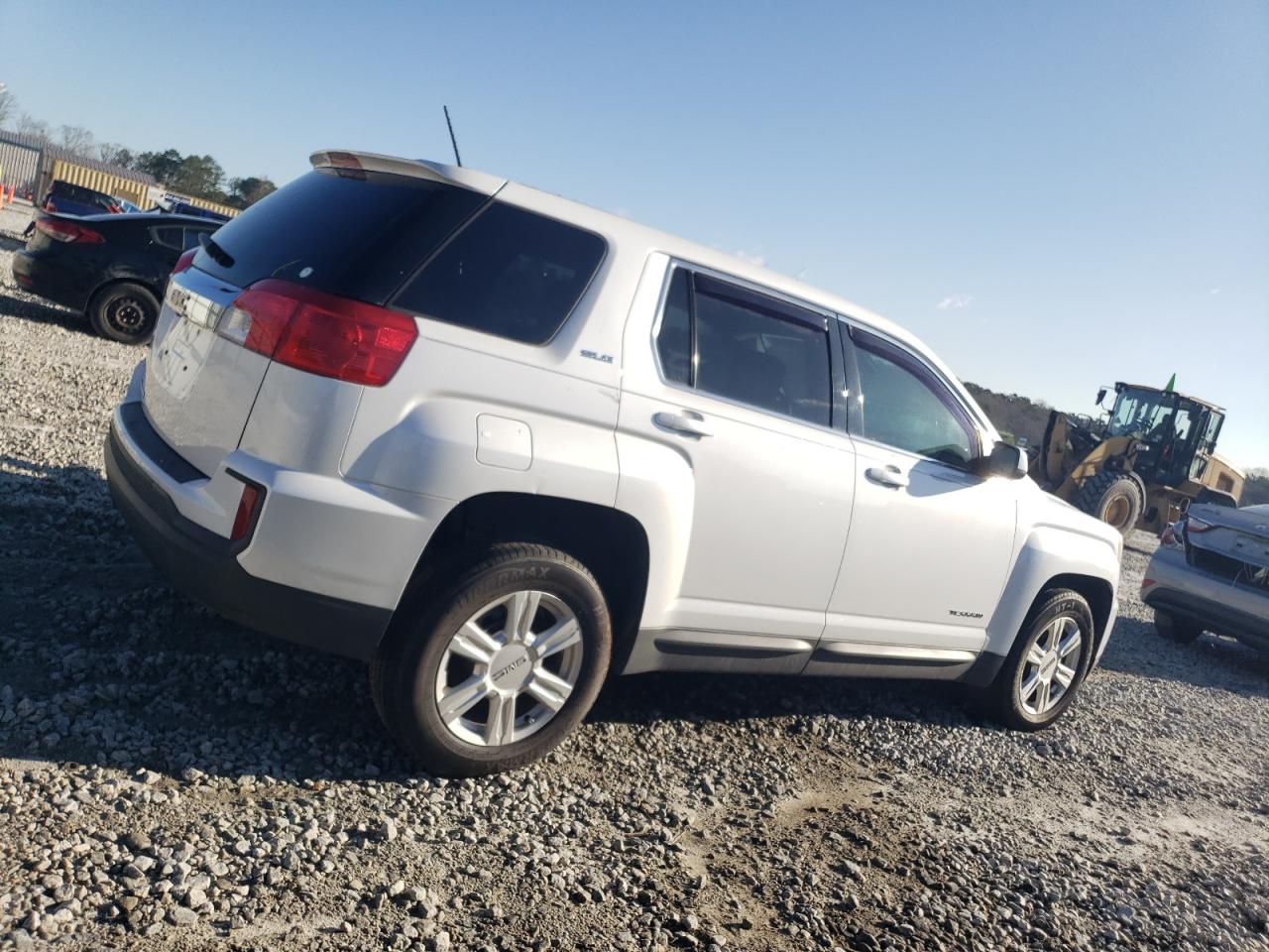 2016 GMC Terrain - Image 3