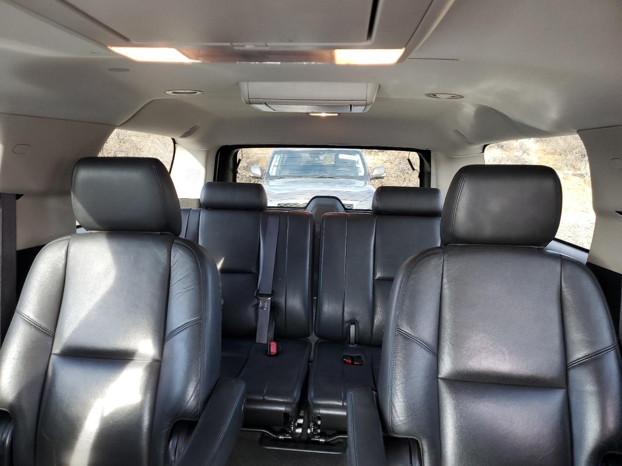 2012 Cadillac Escalade - Image 10