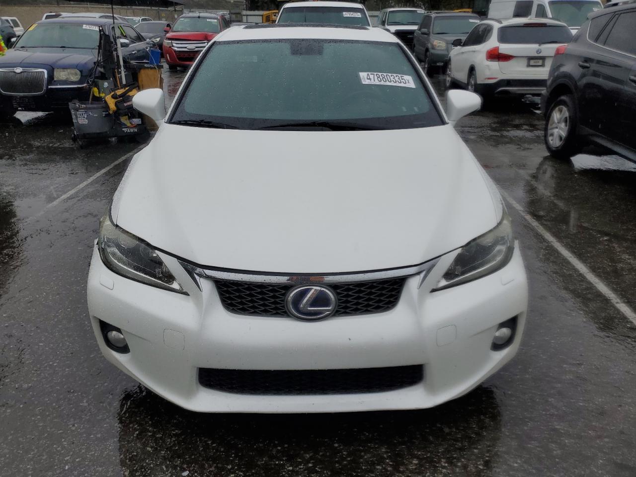 2012 Lexus CT - Image 5