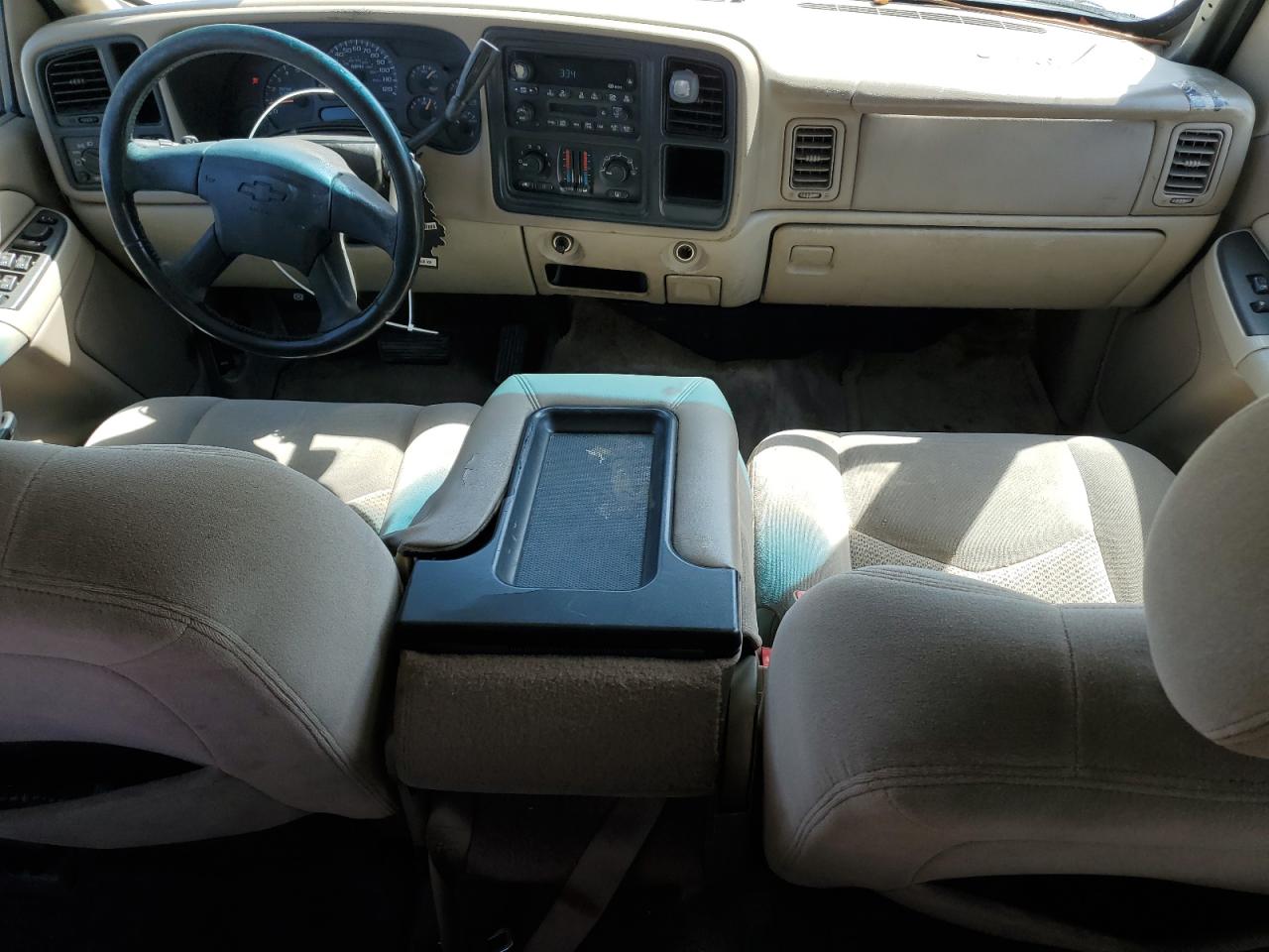 2003 Chevrolet Suburban - Image 8