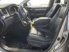 2017 Toyota Highlander Se for Sale in Sacramento, CA - Rear End