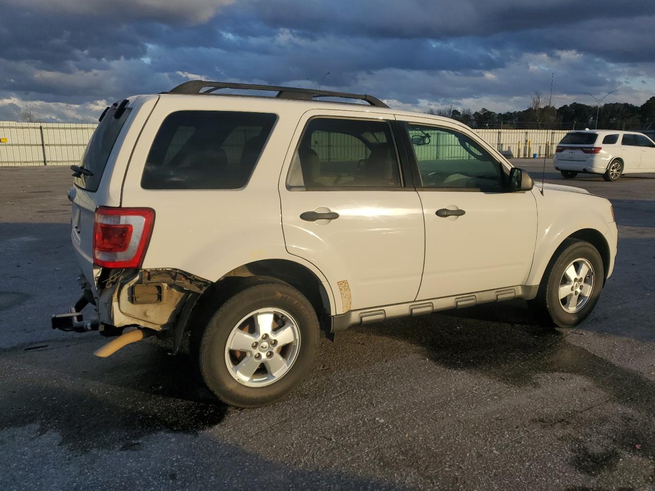 2012 Ford Escape - Image 3