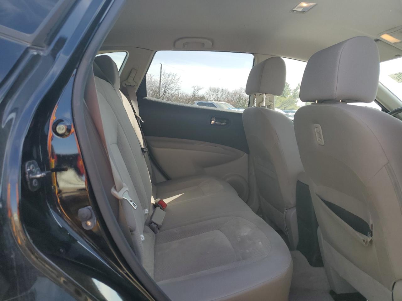 2013 Nissan Rogue - Image 11