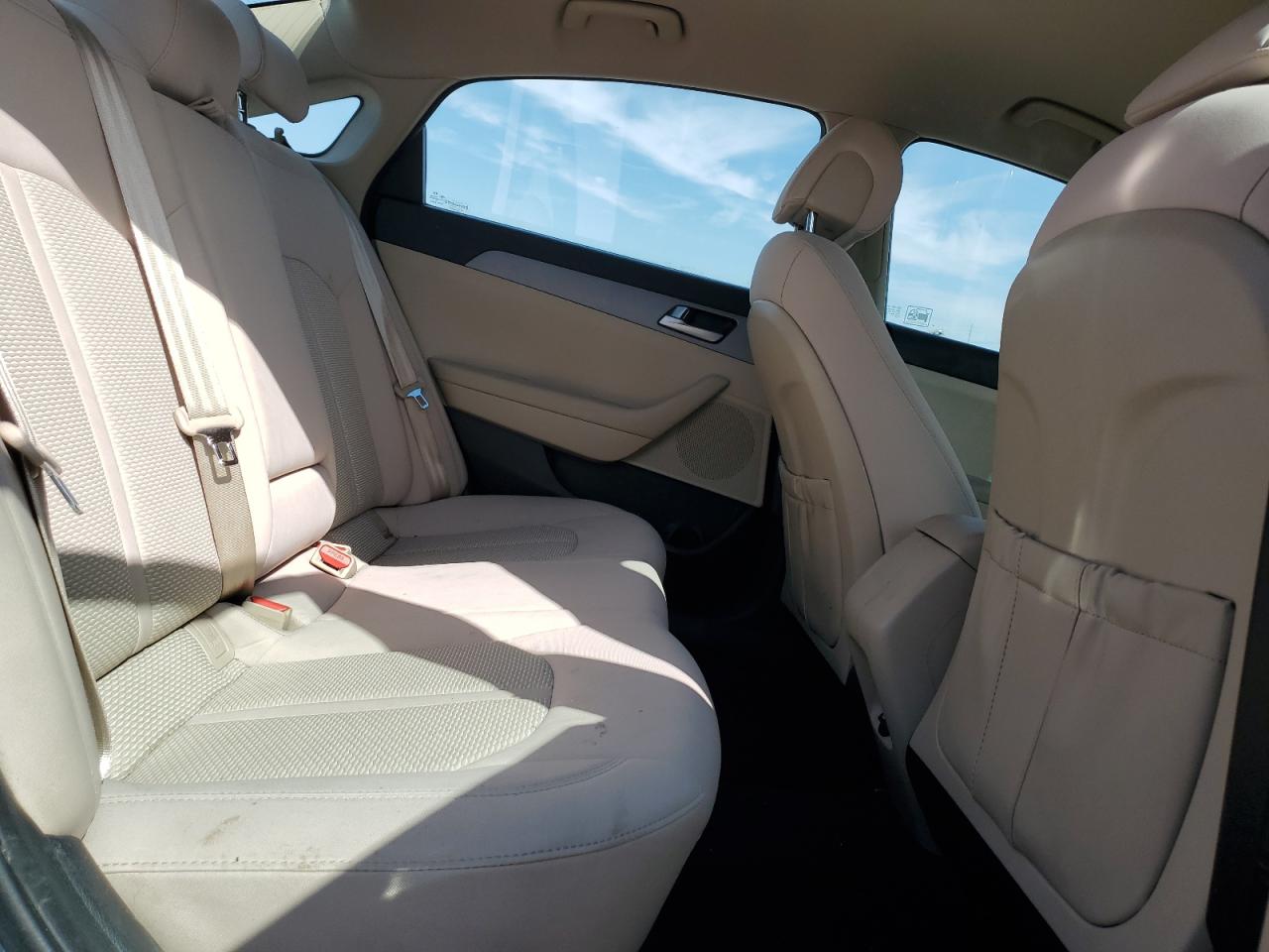 2017 Hyundai Sonata - Image 10
