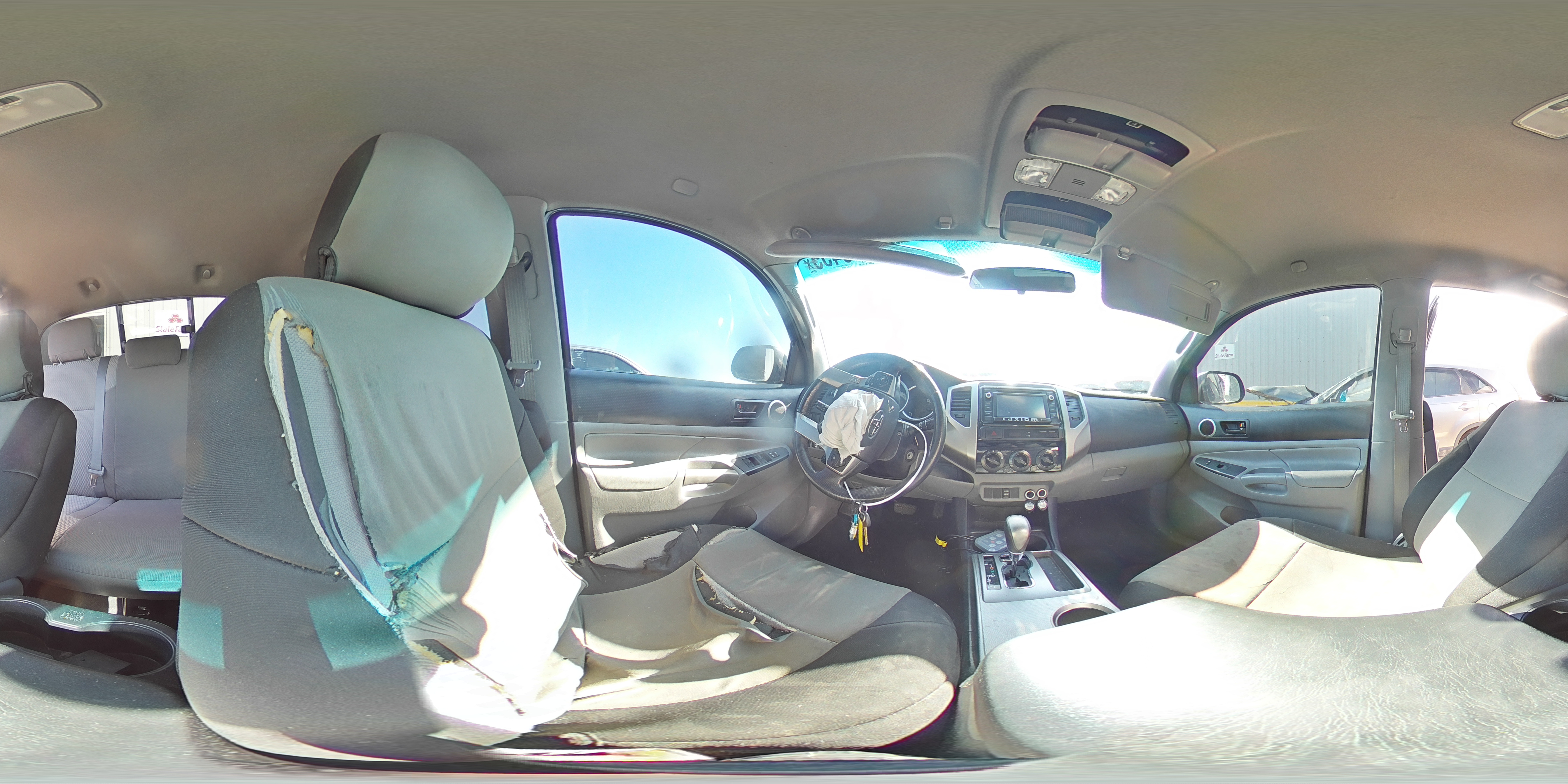 2014 Toyota Tacoma - Image 14