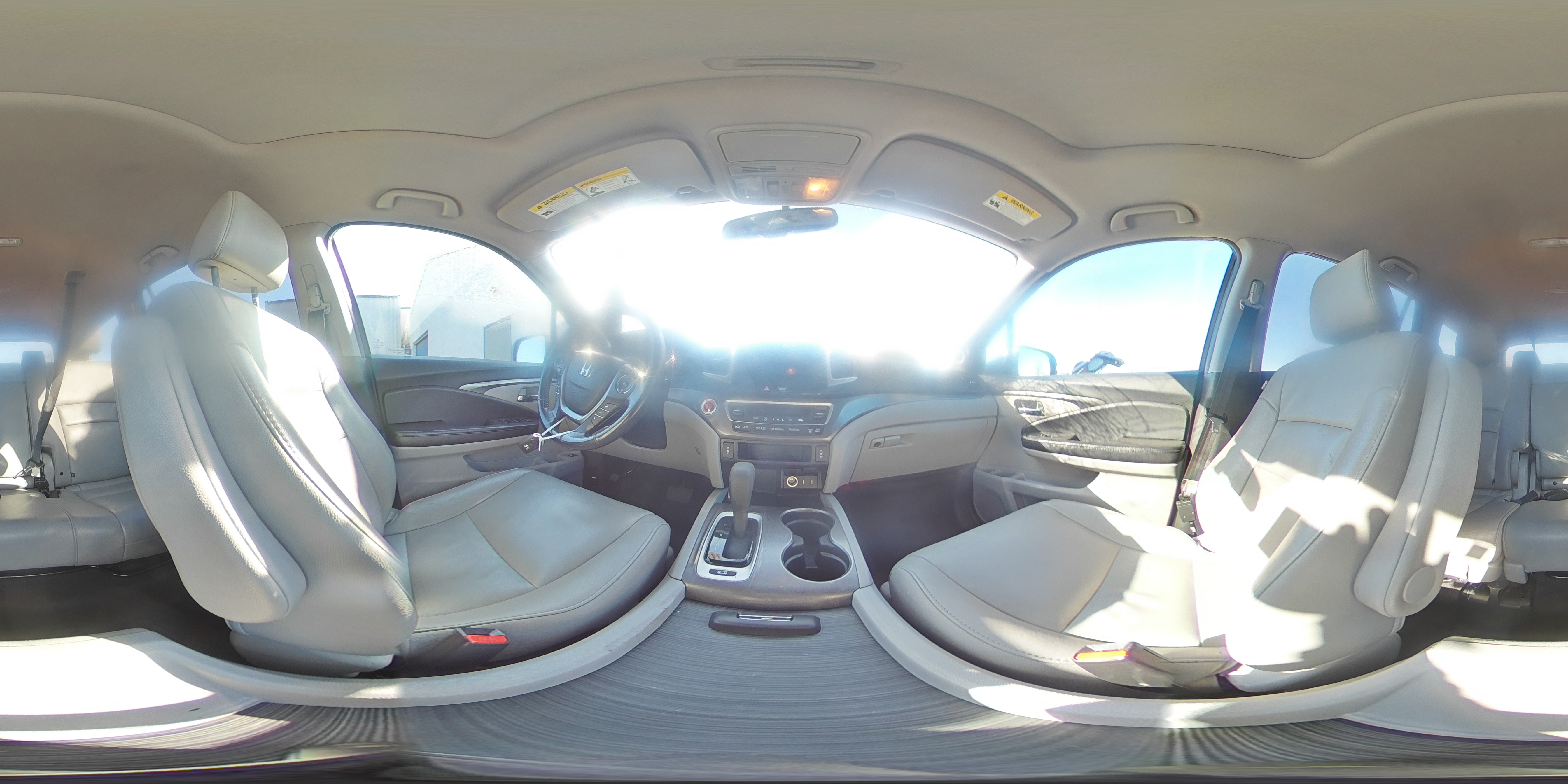 2017 Honda Pilot - Image 13