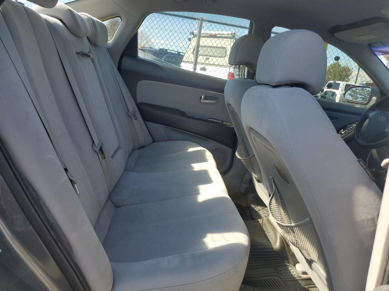 2007 Hyundai Elantra - Image 10