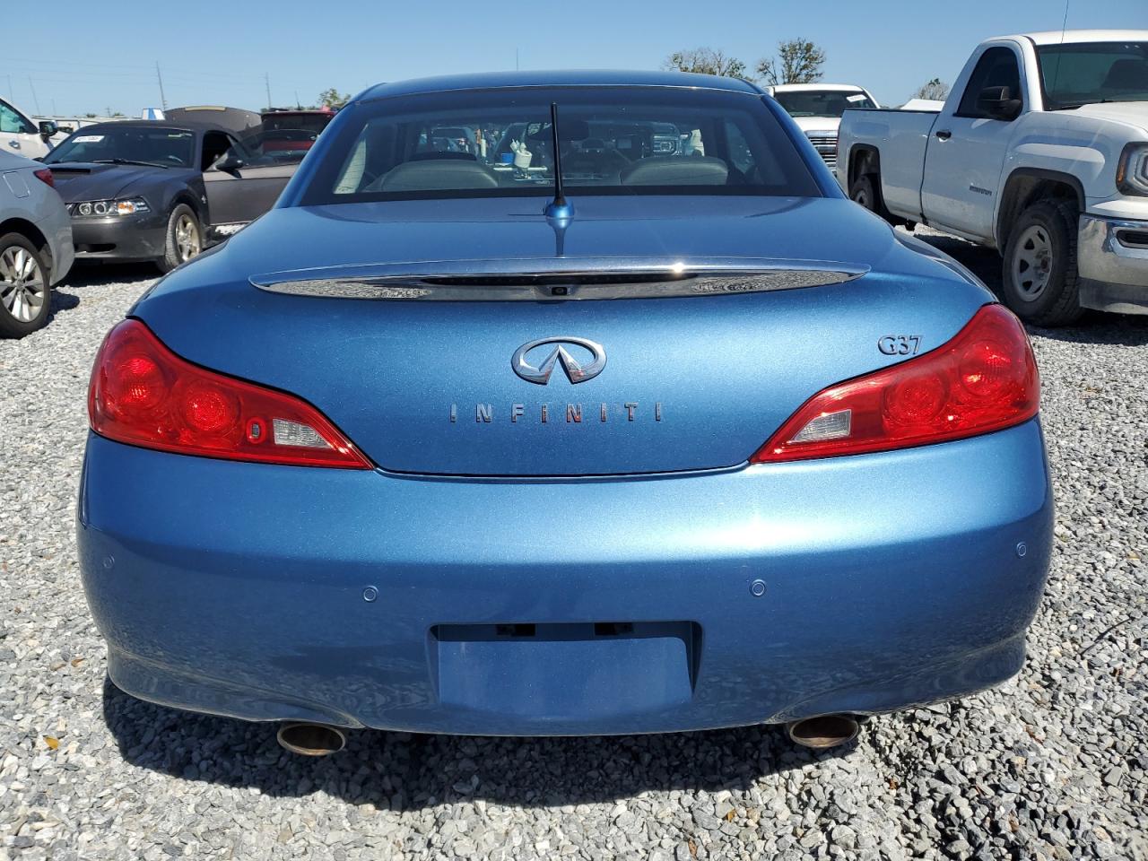 2011 Infiniti G - Image 6