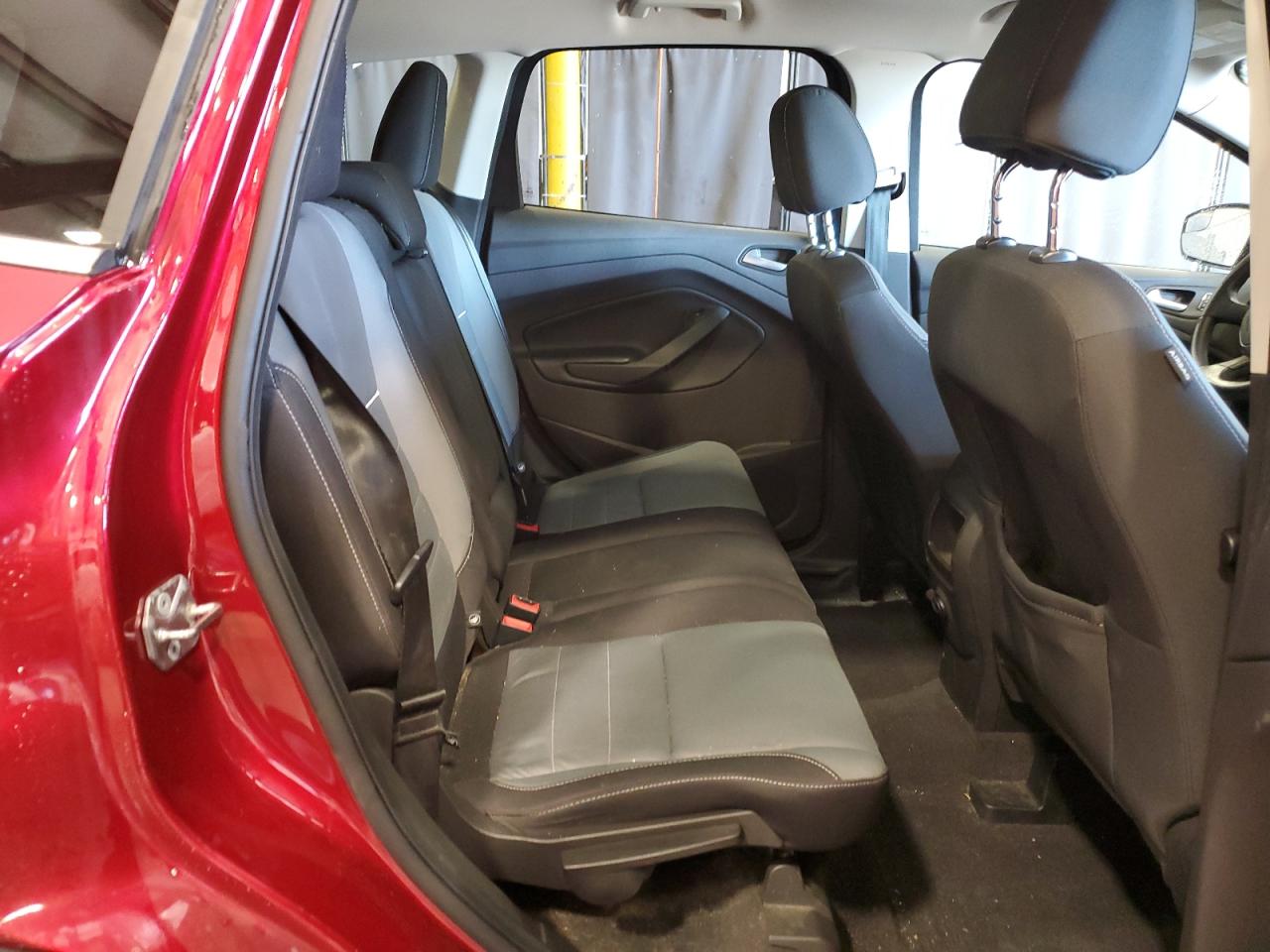 2015 Ford Escape - Image 10
