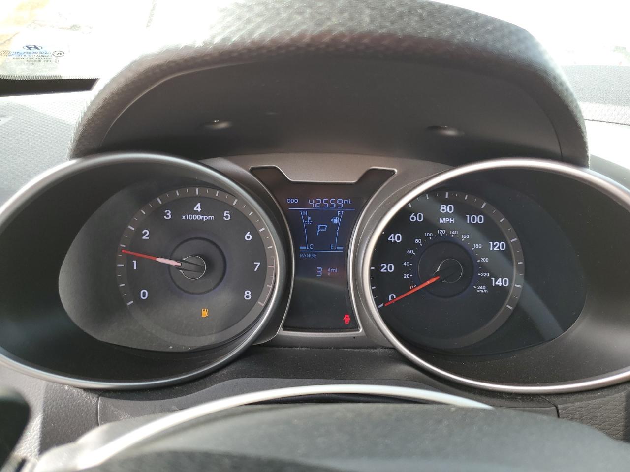 2013 Hyundai Veloster - Image 9
