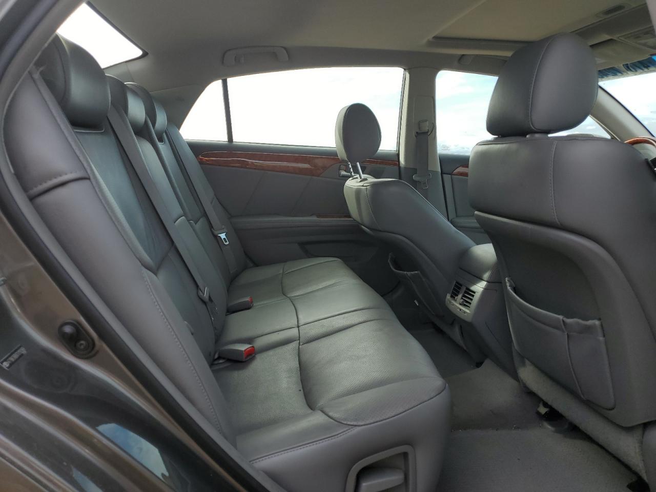 2007 Toyota Avalon - Image 10