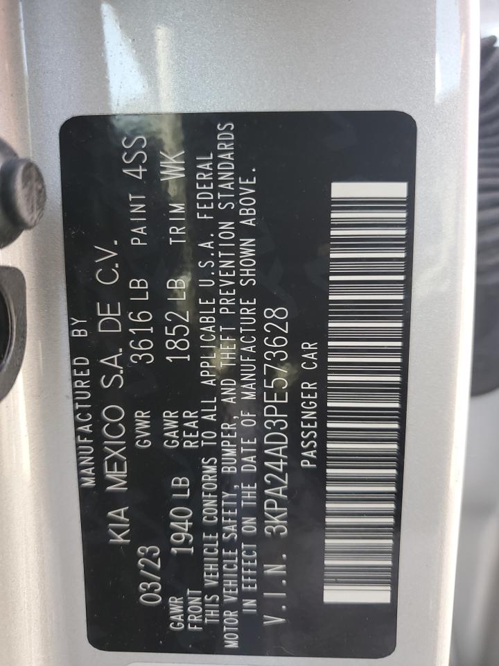 2023 Kia Rio - Image 13