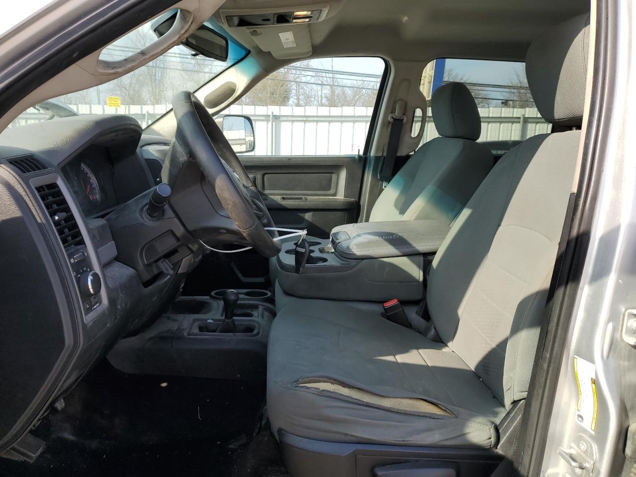 2015 RAM 3500 - Image 7