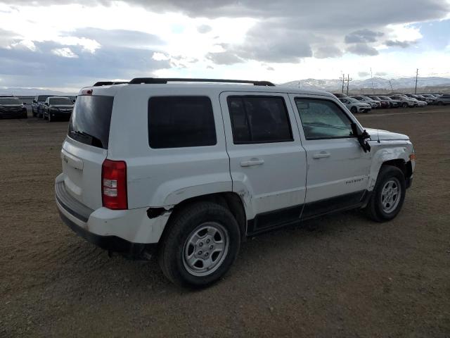  JEEP PATRIOT 2015 Белы