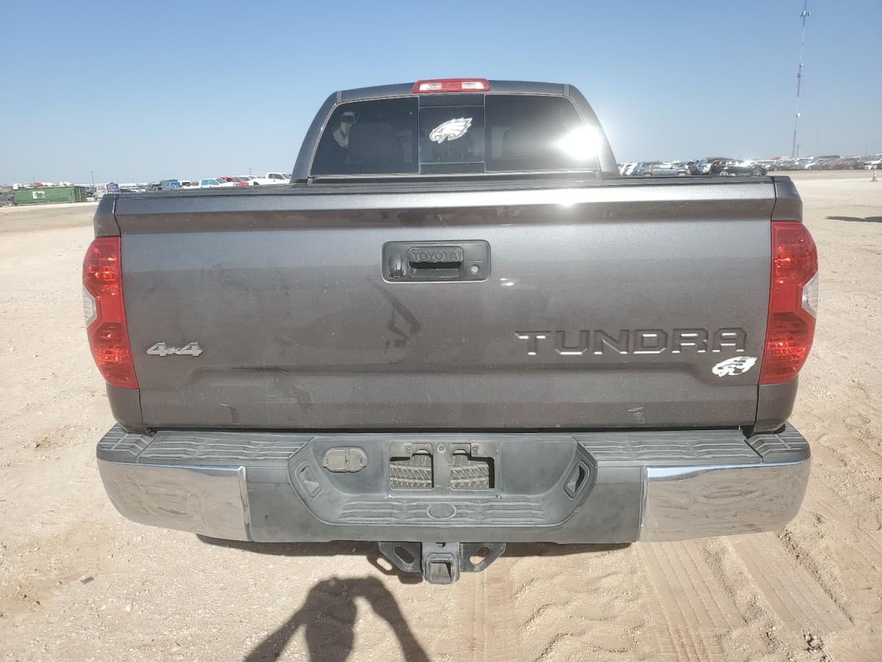 2014 Toyota Tundra - Image 6