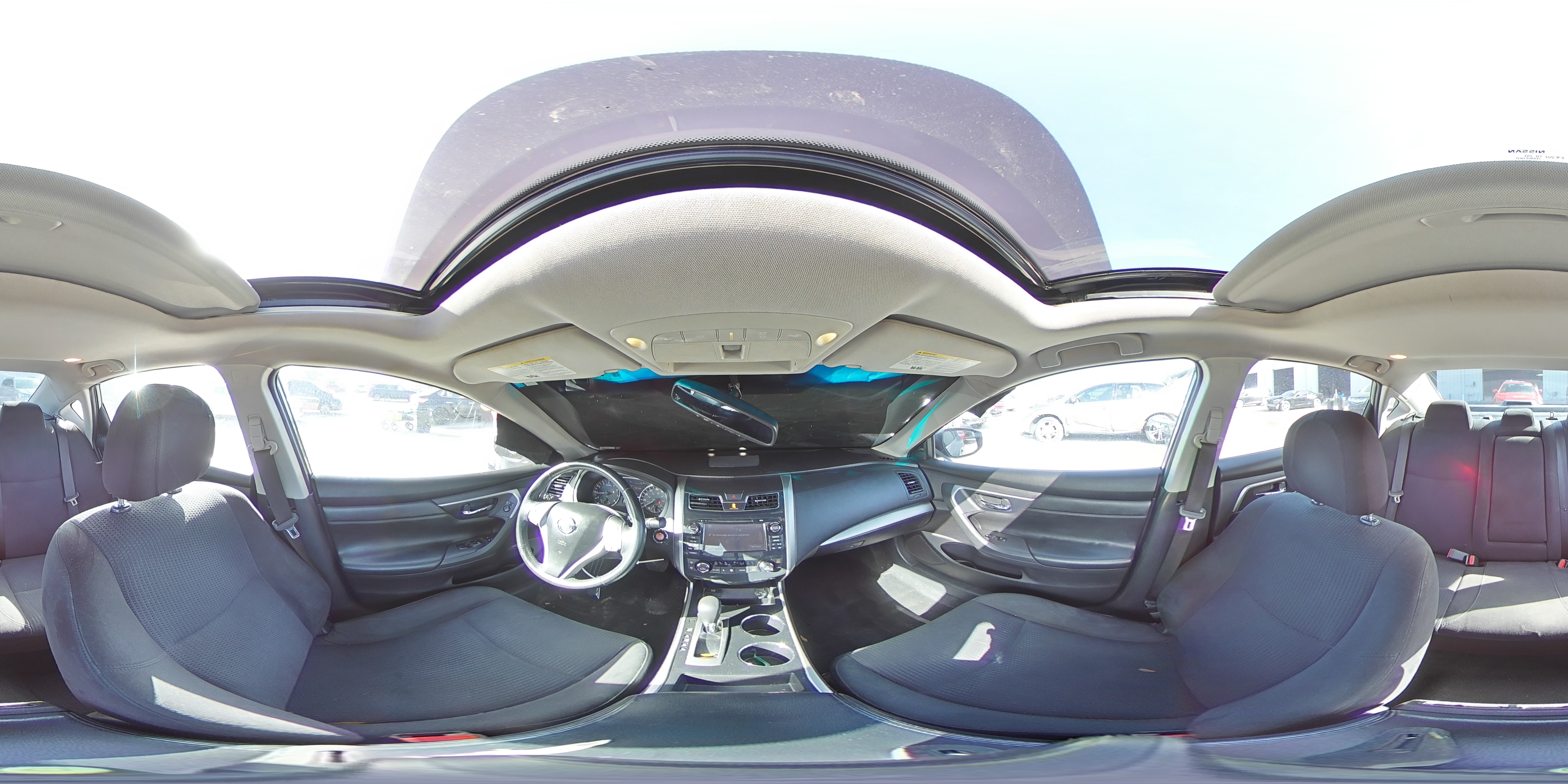 2015 Nissan Altima - Image 14