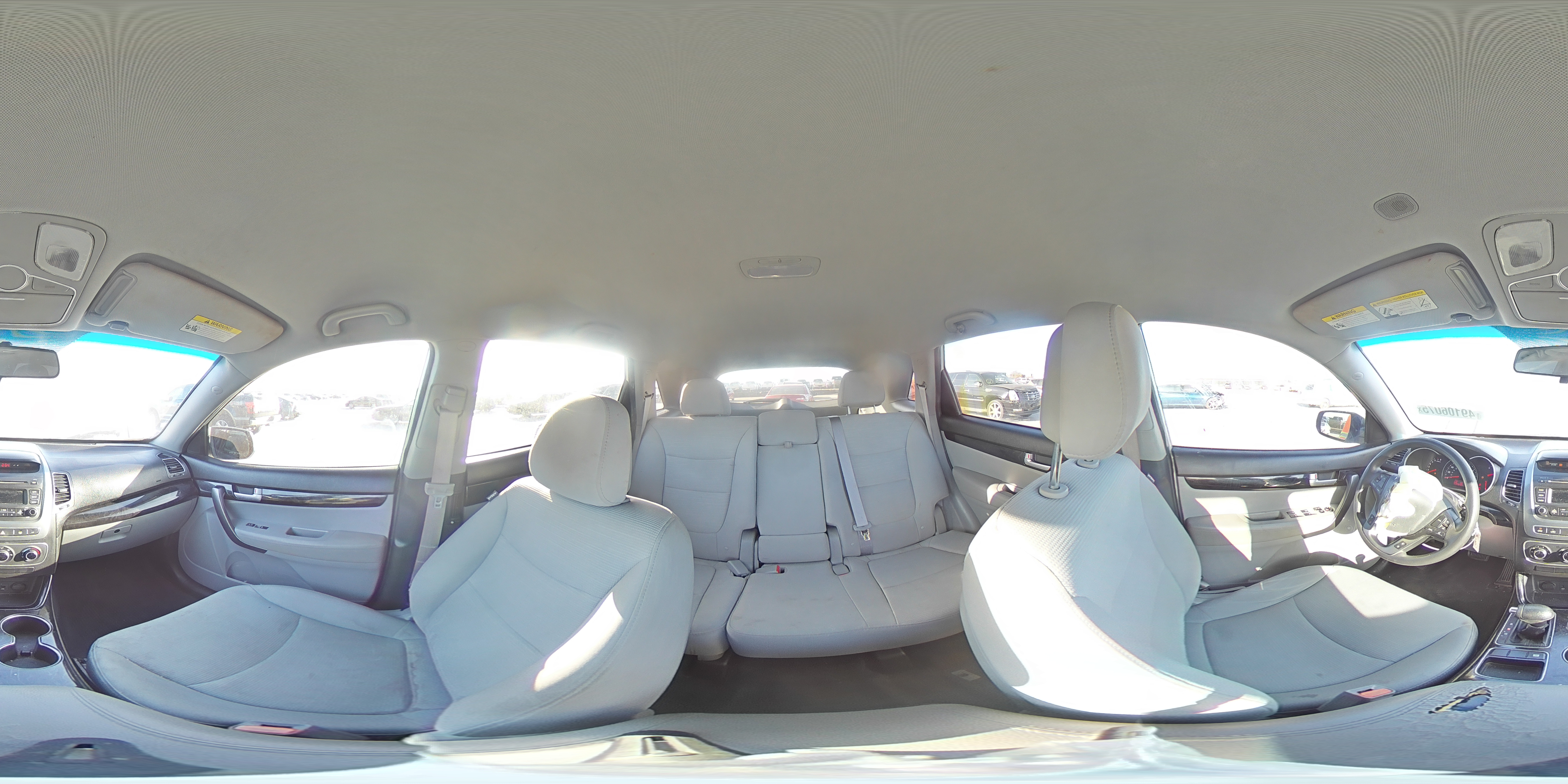 2015 Kia Sorento - Image 13