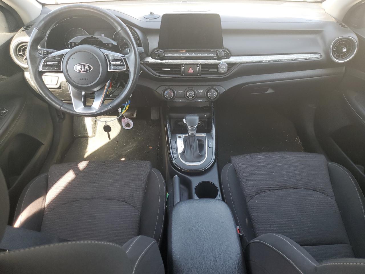 2020 Kia Forte - Image 8