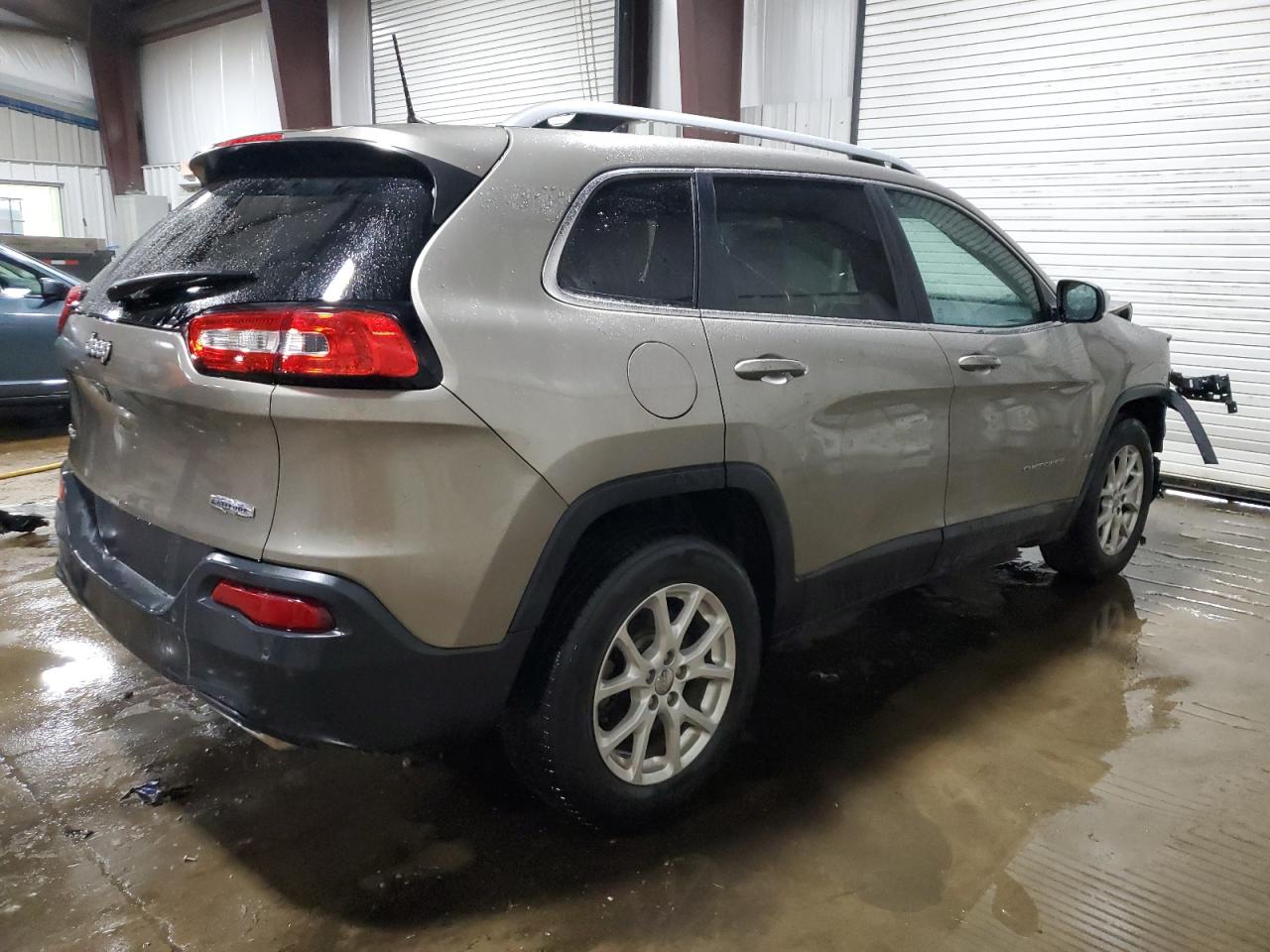 2016 Jeep Grand Cherokee - Image 3