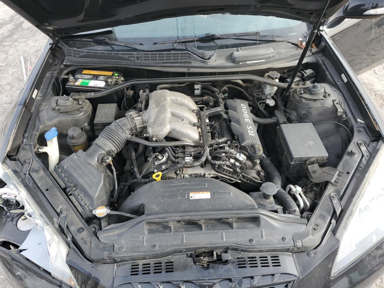 2010 Hyundai Genesis - Image 11