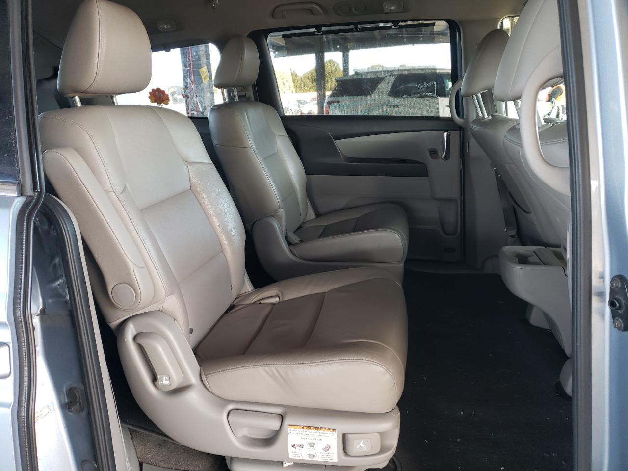 2014 Honda Odyssey - Image 11