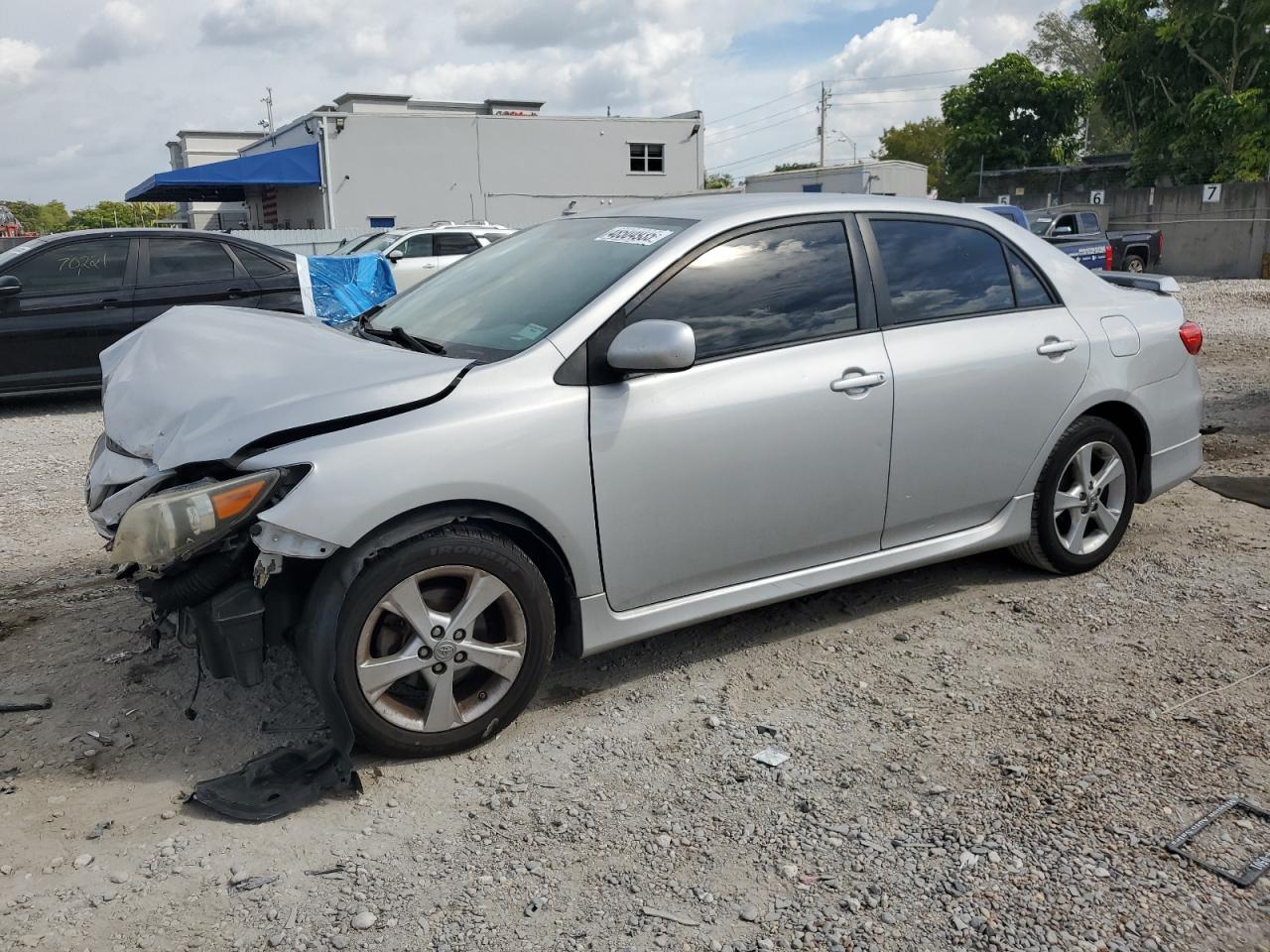 2013 Toyota Corolla Base zu verkaufen in Opa Locka, FL - Front End