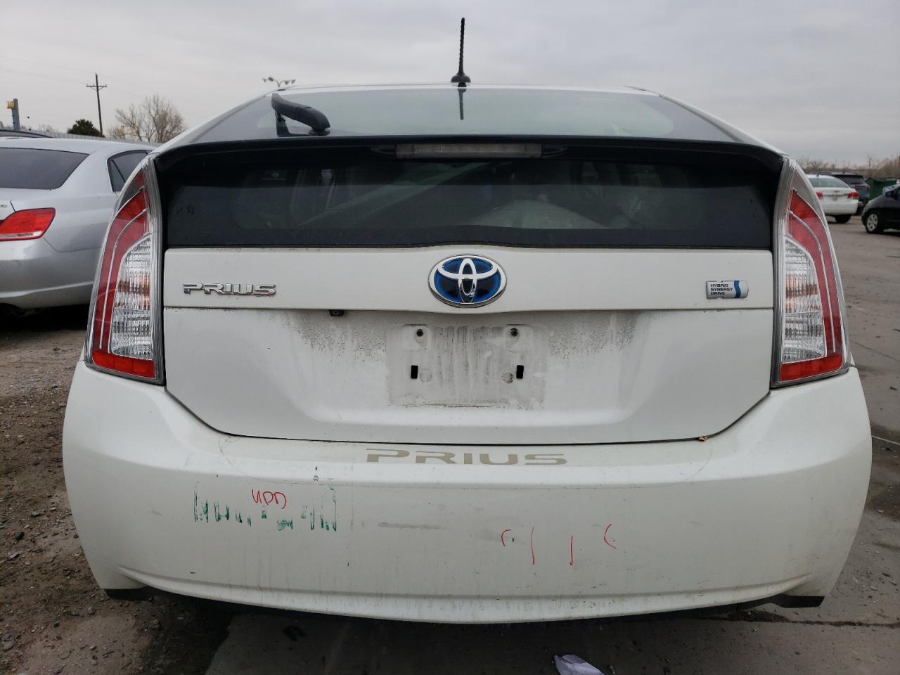 2013 Toyota Prius - Image 6