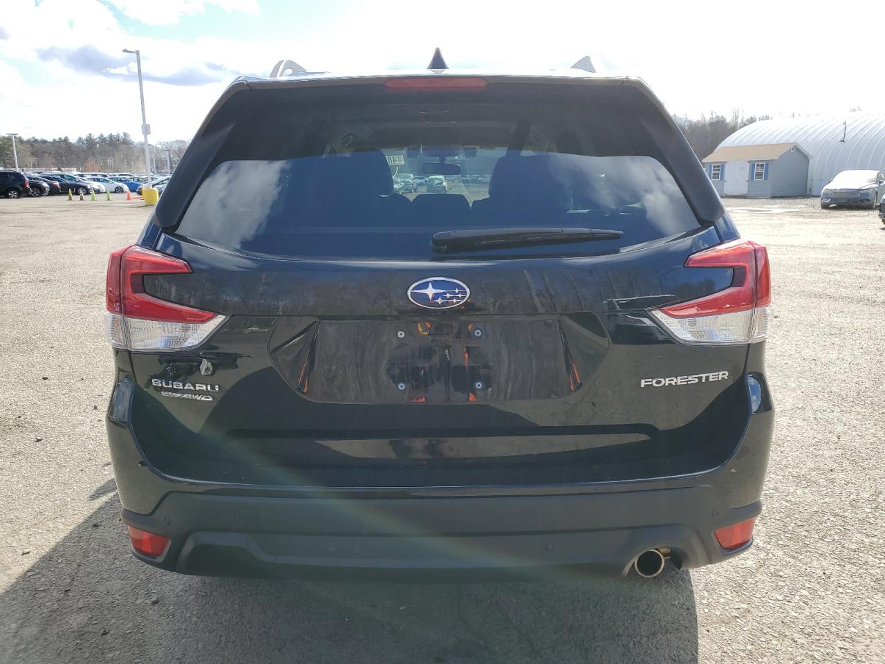2020 Subaru Forester - Image 6