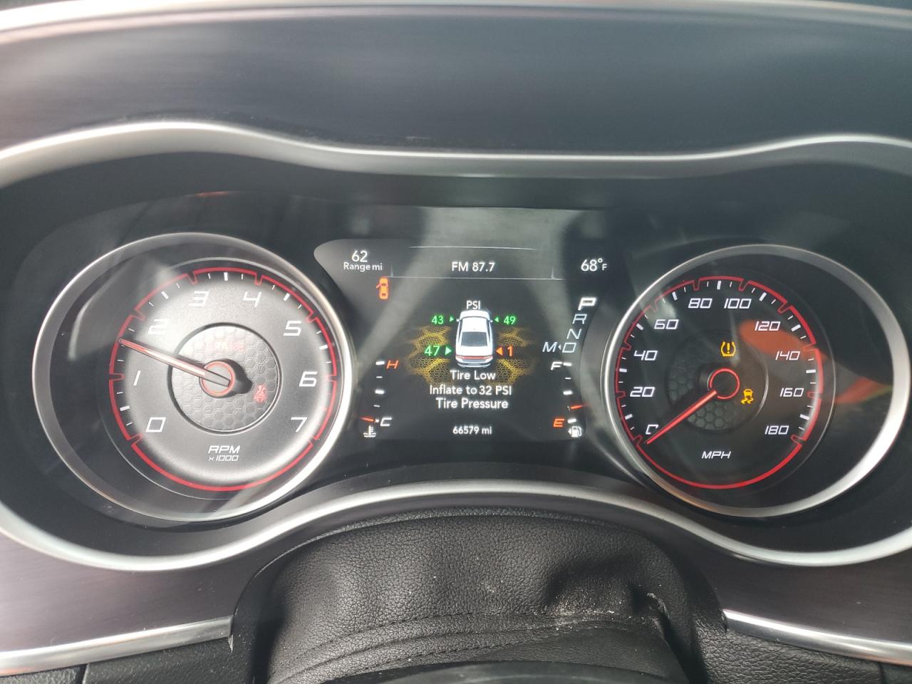 2018 Dodge Charger - Image 9