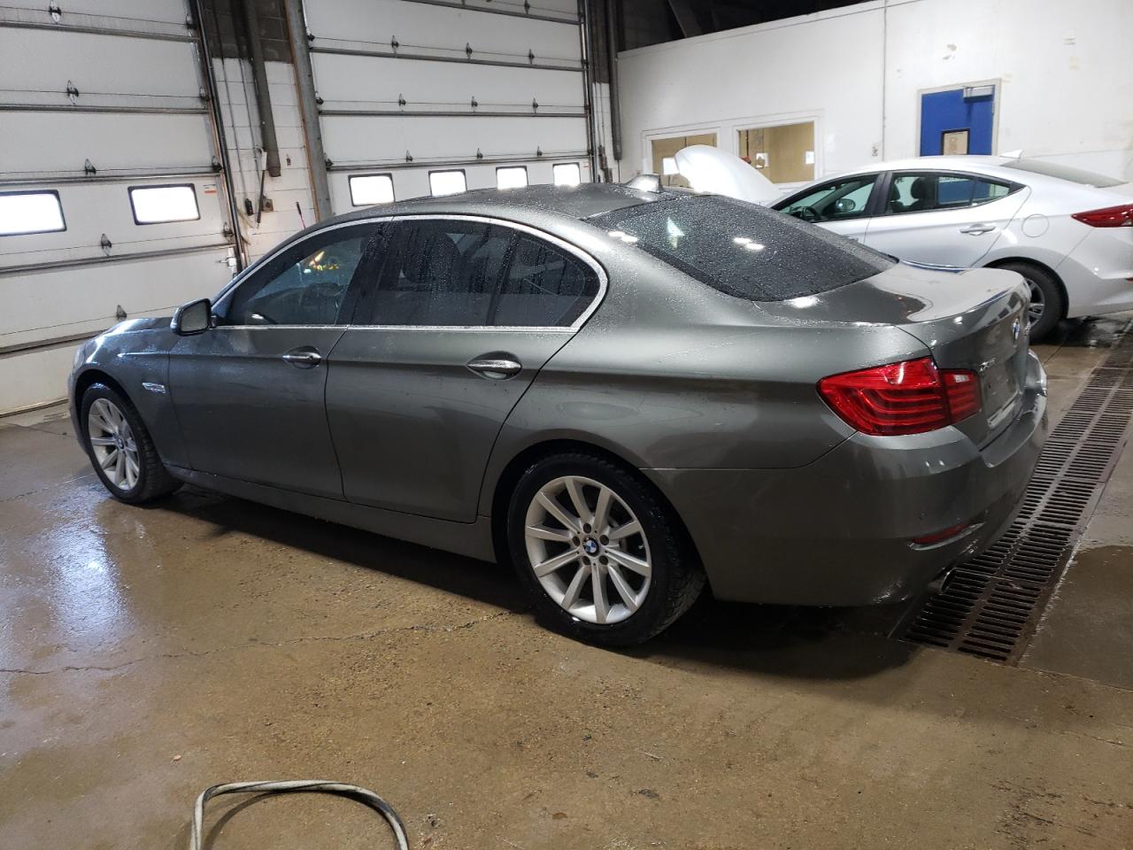 2014 BMW 5er - Image 2