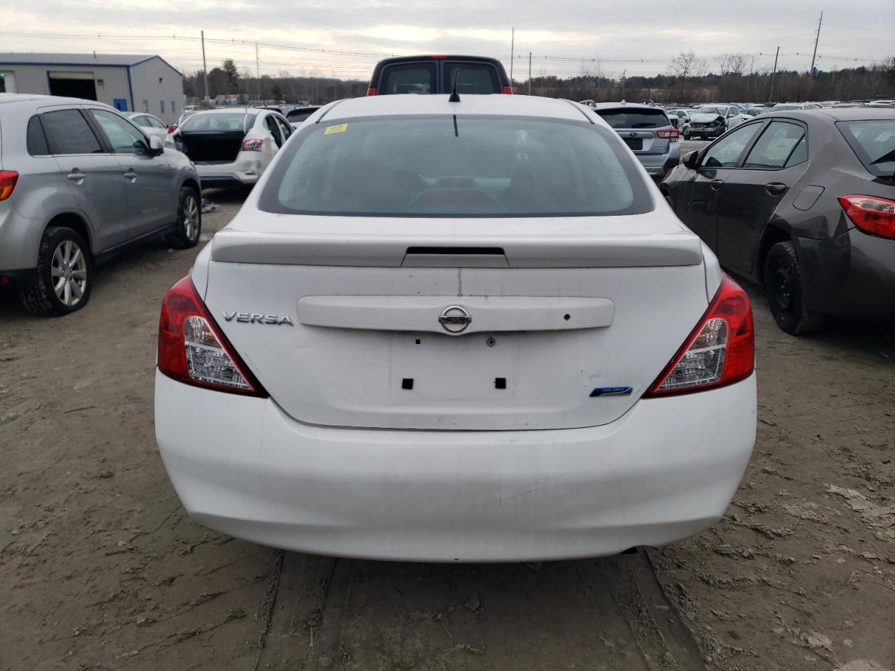 2014 Nissan Versa - Image 6