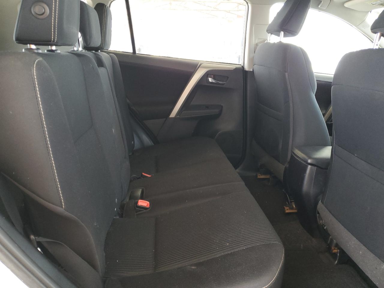 2015 Toyota RAV 4 - Image 11