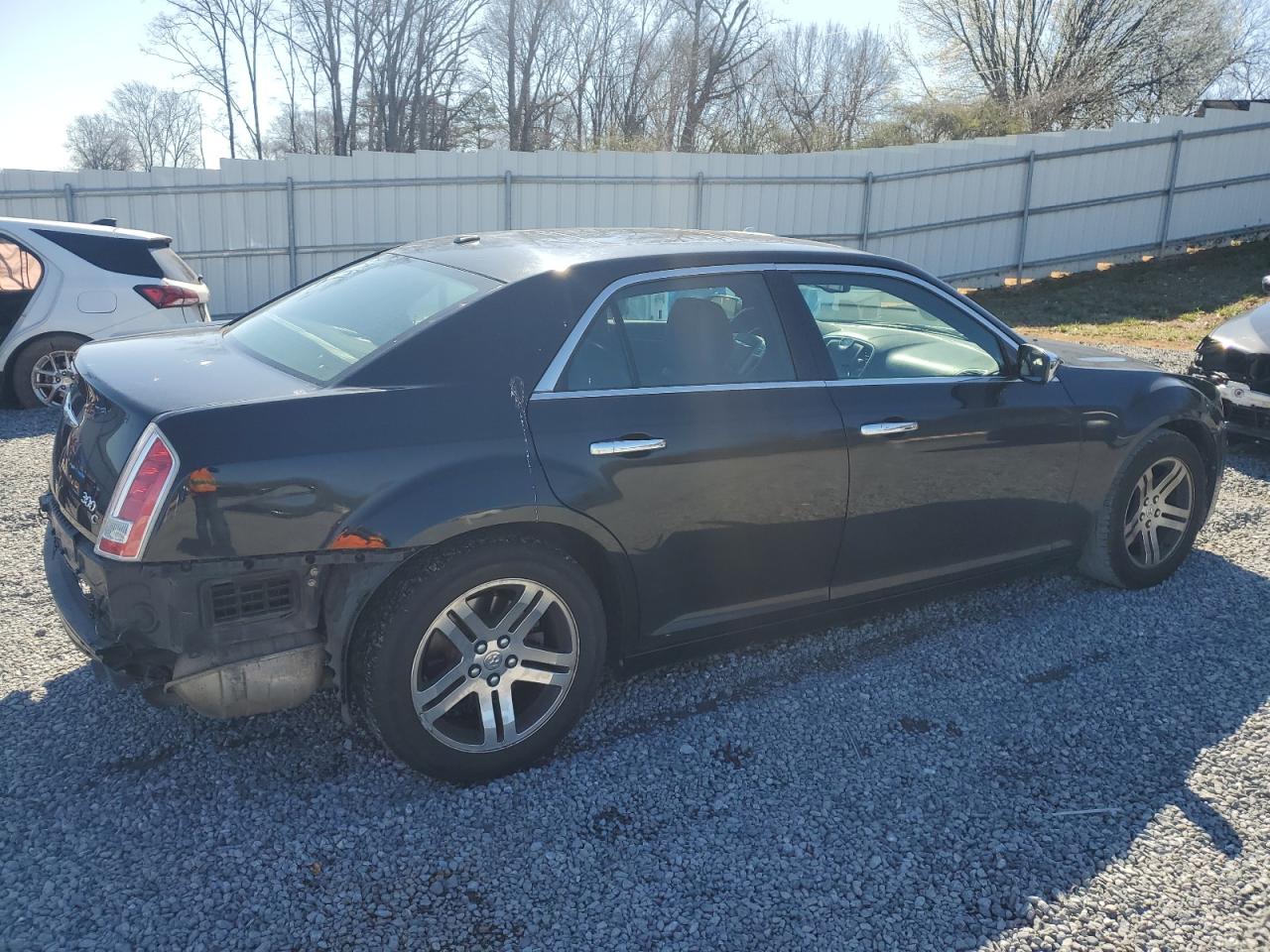 2011 Chrysler 300 - Image 3