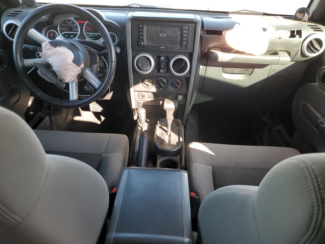 2010 Jeep Wrangler - Image 8