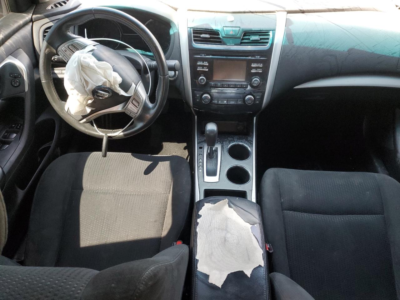 2015 Nissan Altima - Image 8