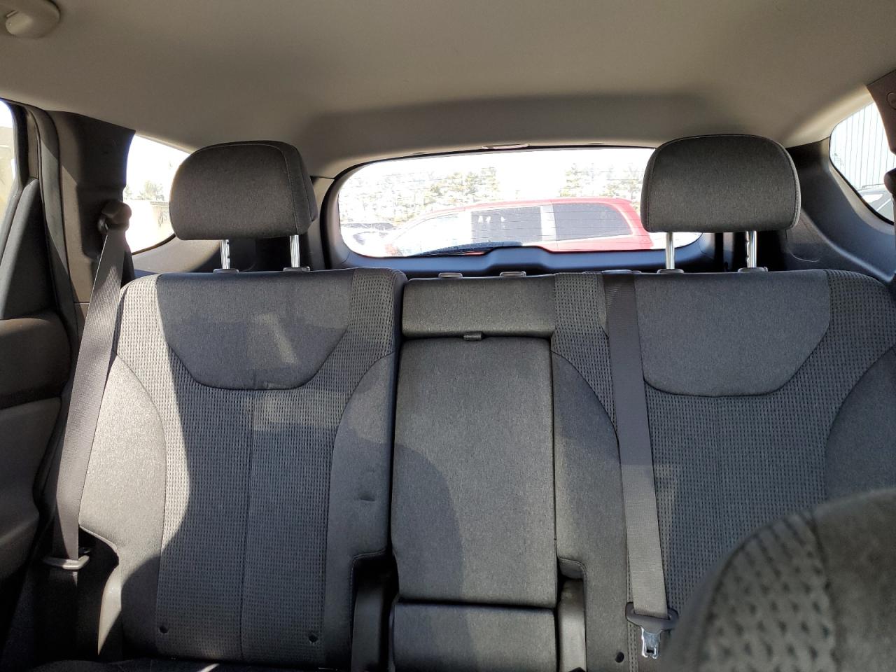 2019 Hyundai Santa Fe - Image 10