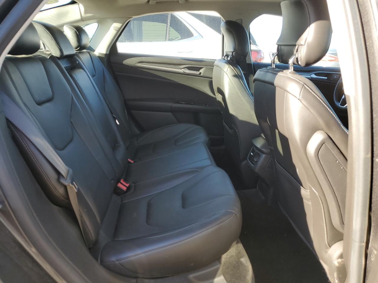 2015 Ford Fusion - Image 10