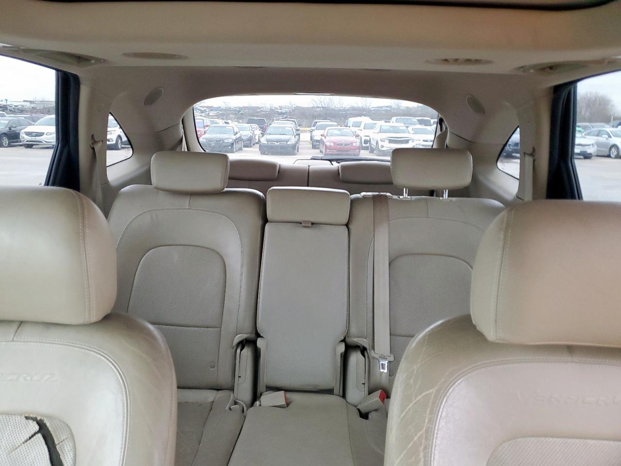 2011 Hyundai Veracruz - Image 10