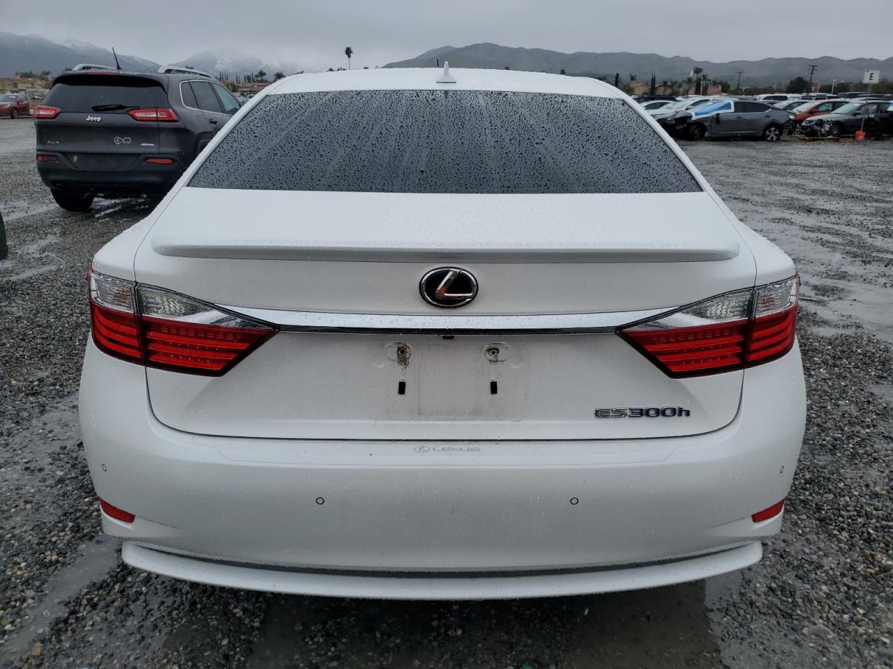 2013 Lexus ES - Image 6