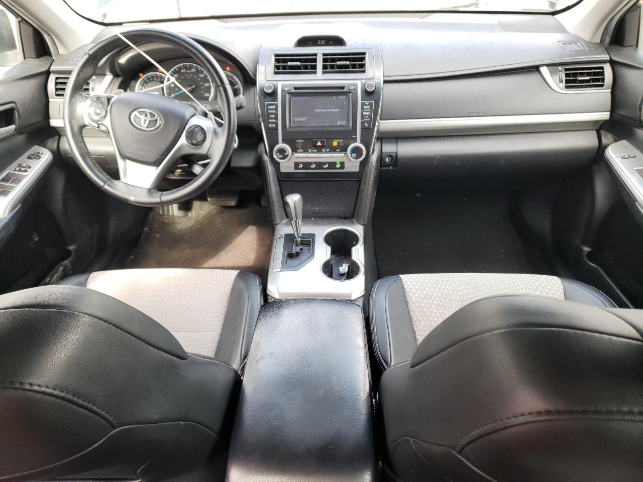 2014 Toyota Camry - Image 8