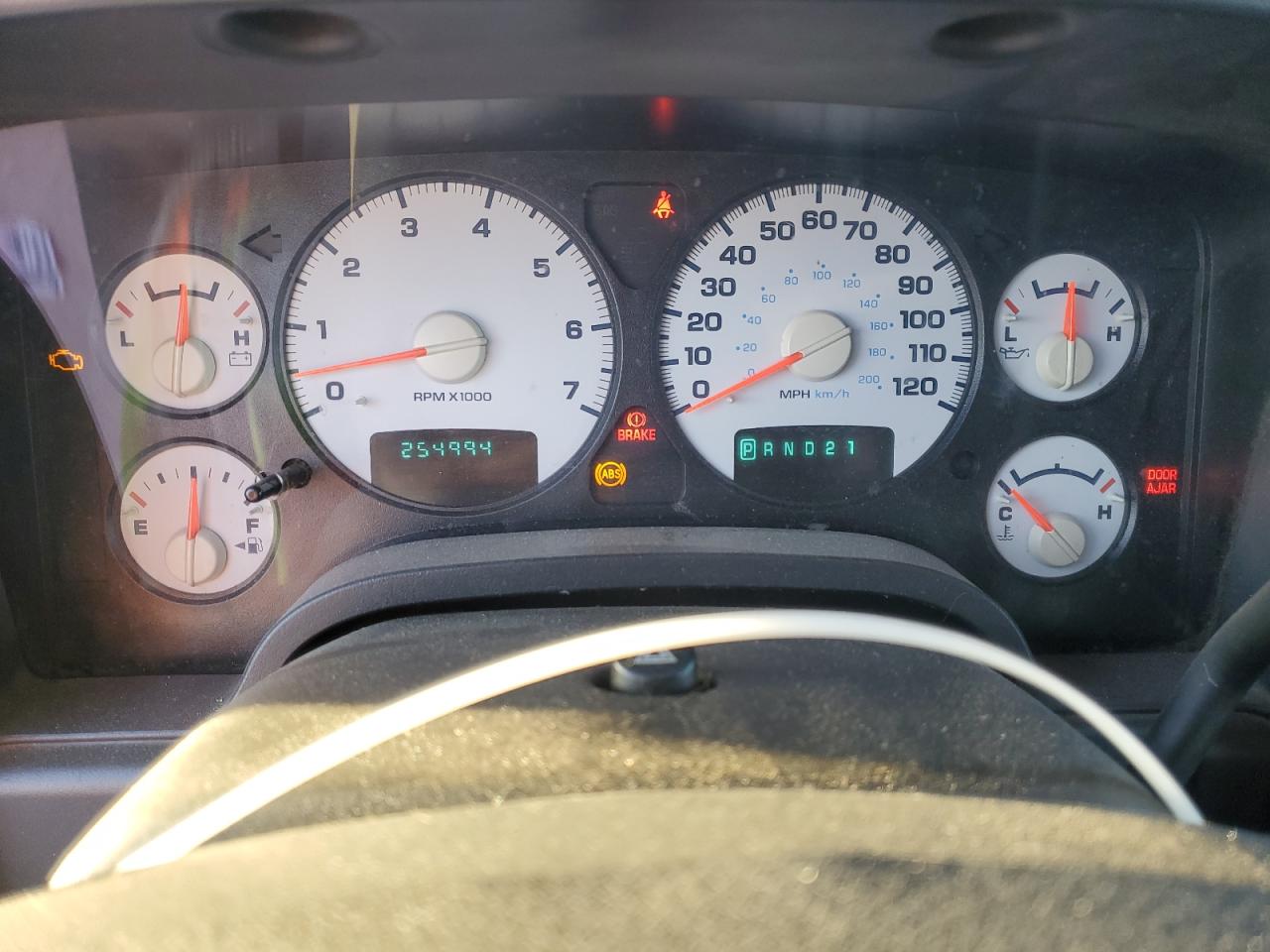 2004 Dodge Ram 1500 St VIN: 1D7HU18D24J165865 Lot: 48631405