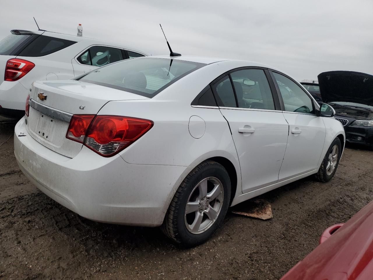 2013 Chevrolet Cruze - Image 3