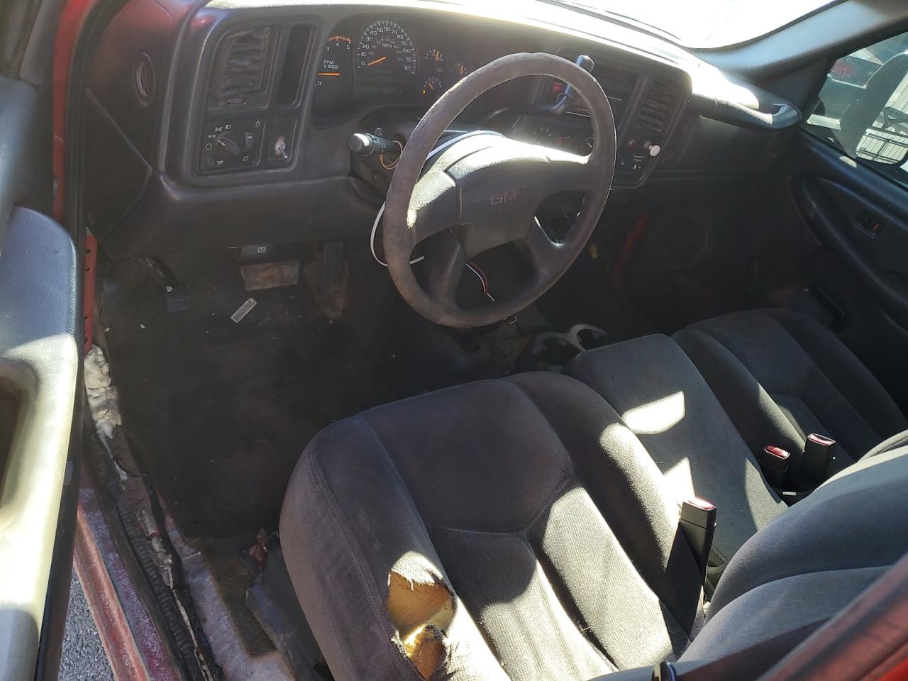 2003 GMC Sierra - Image 8