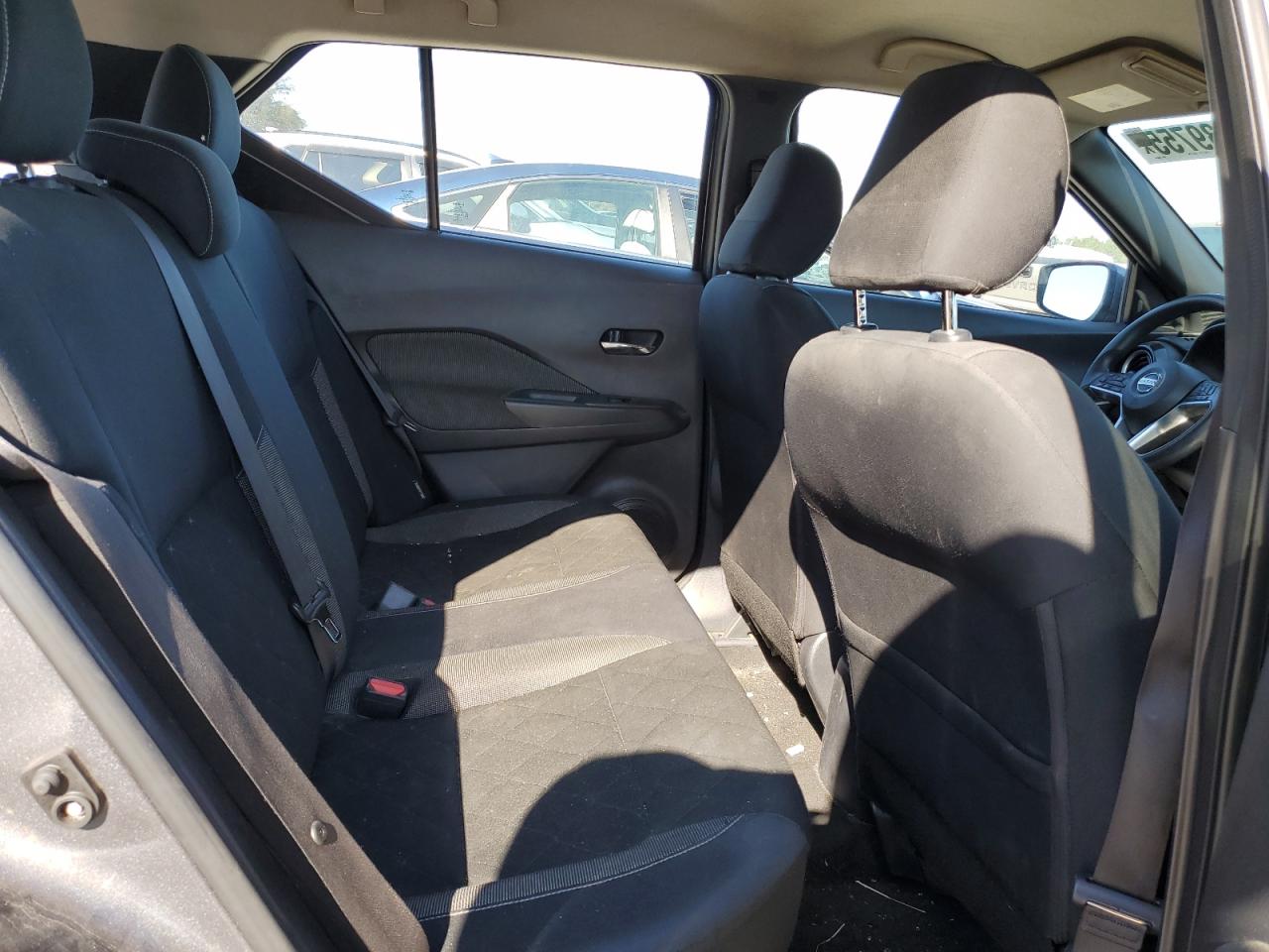 2020 Nissan Kicks - Image 11