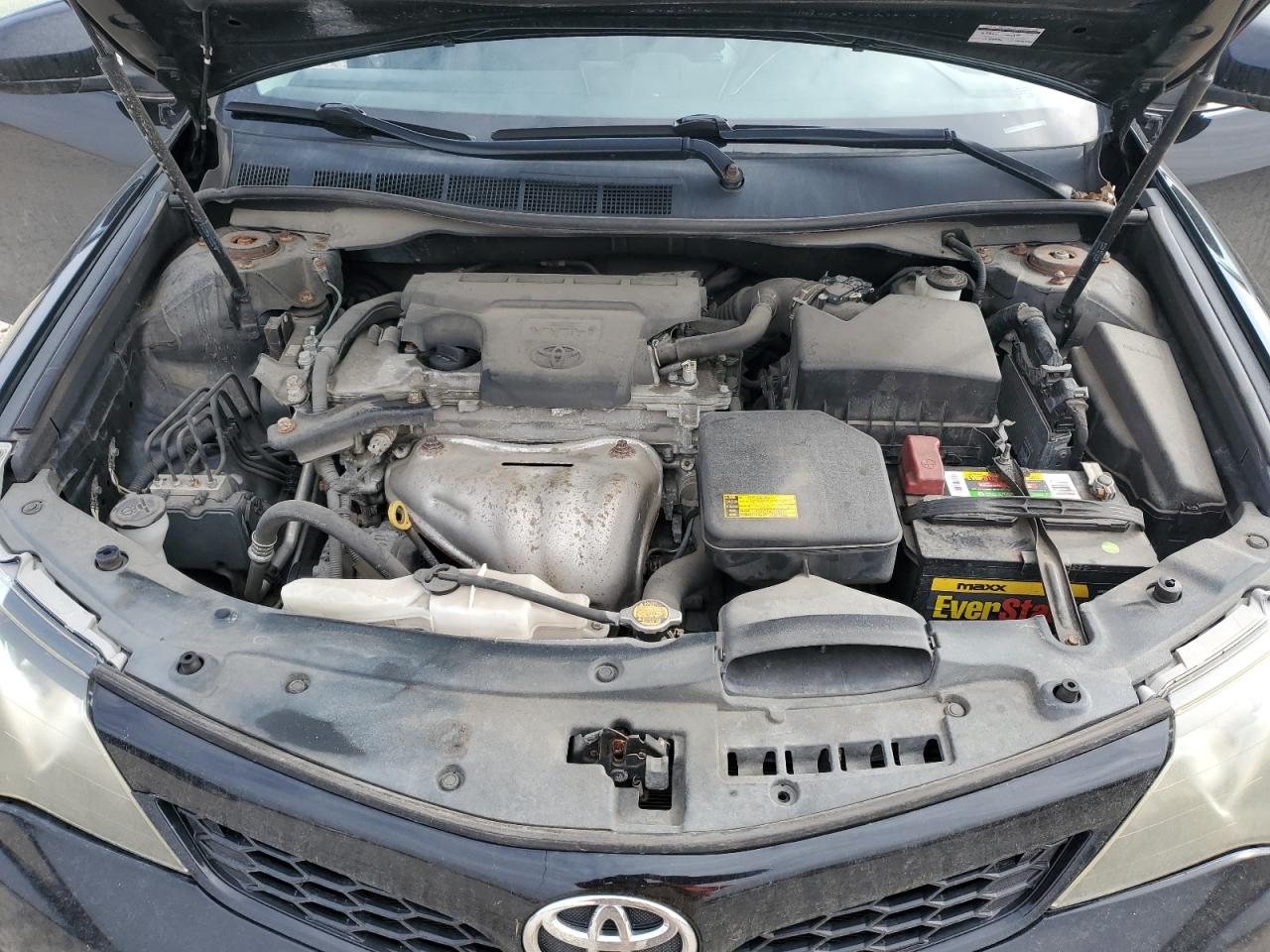 2014 Toyota Camry - Image 12