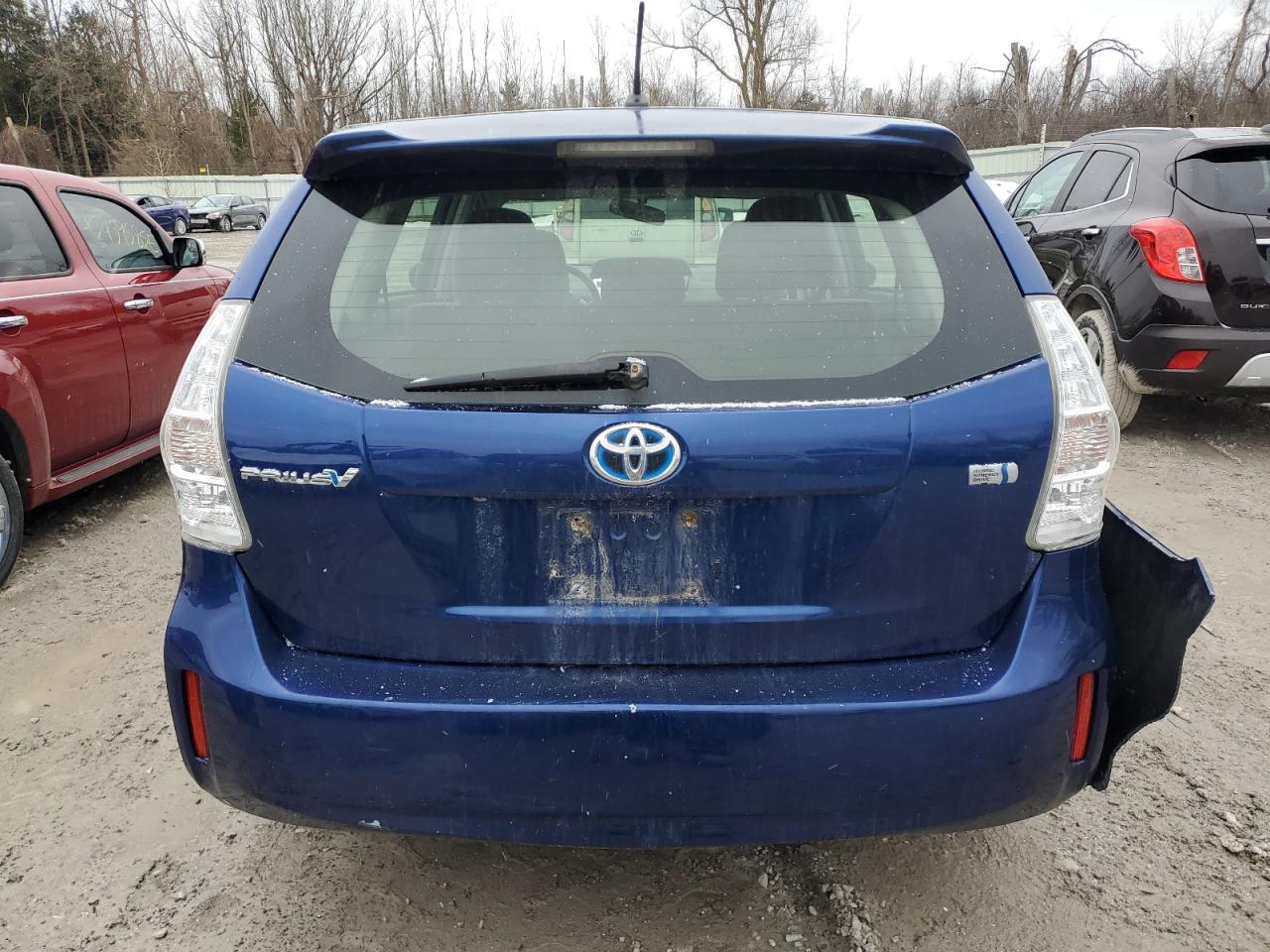 2012 Toyota Prius - Image 6