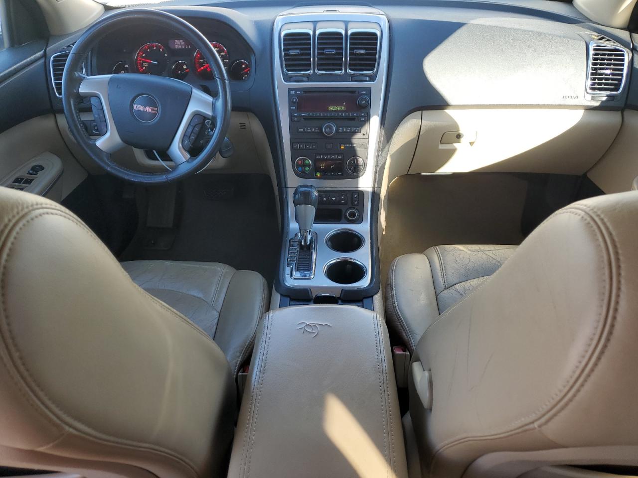 2011 GMC Acadia - Image 8