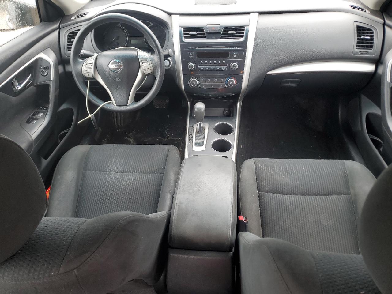 2015 Nissan Altima - Image 8