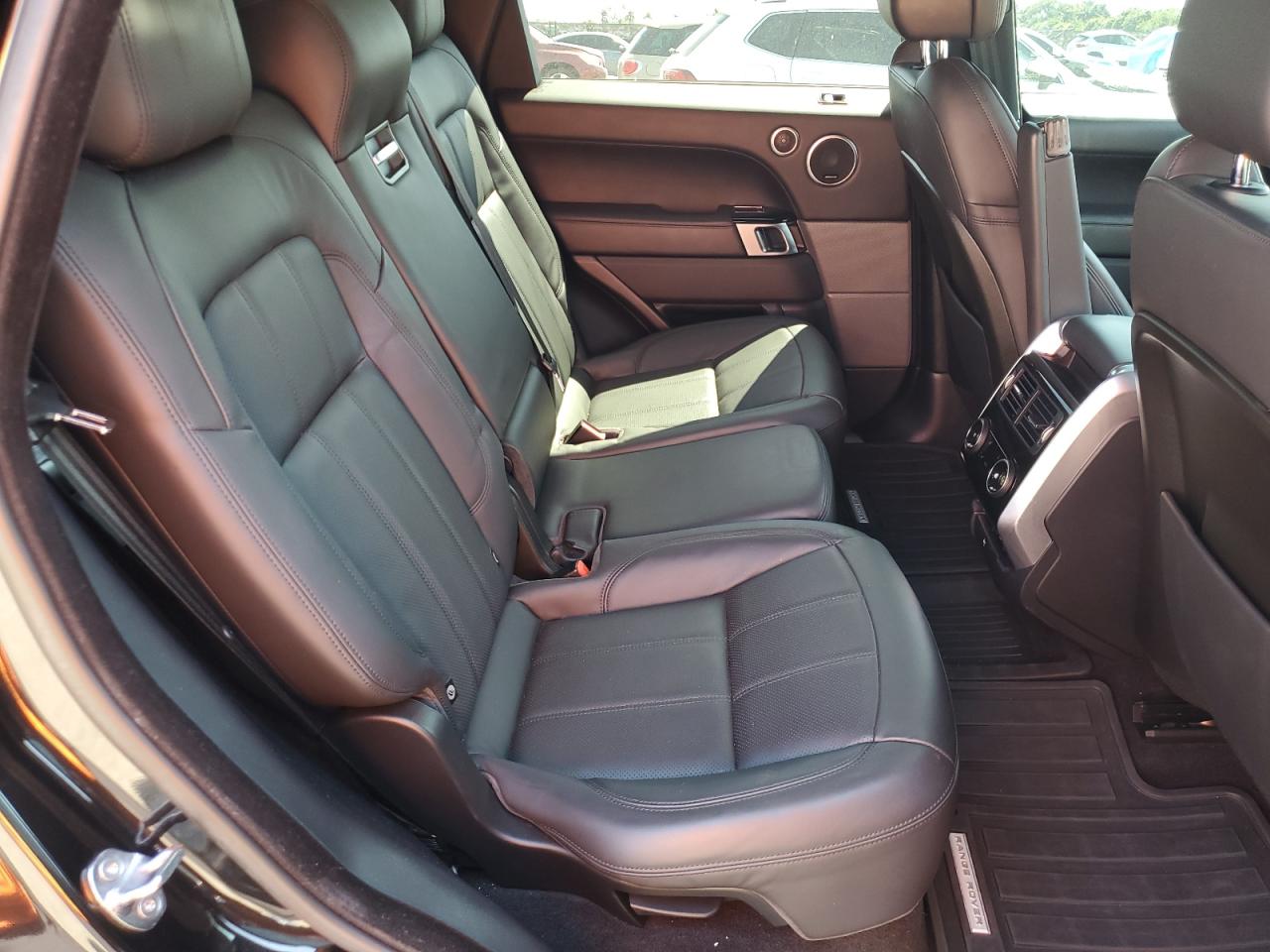 2021 Land Rover Range Rover - Image 12