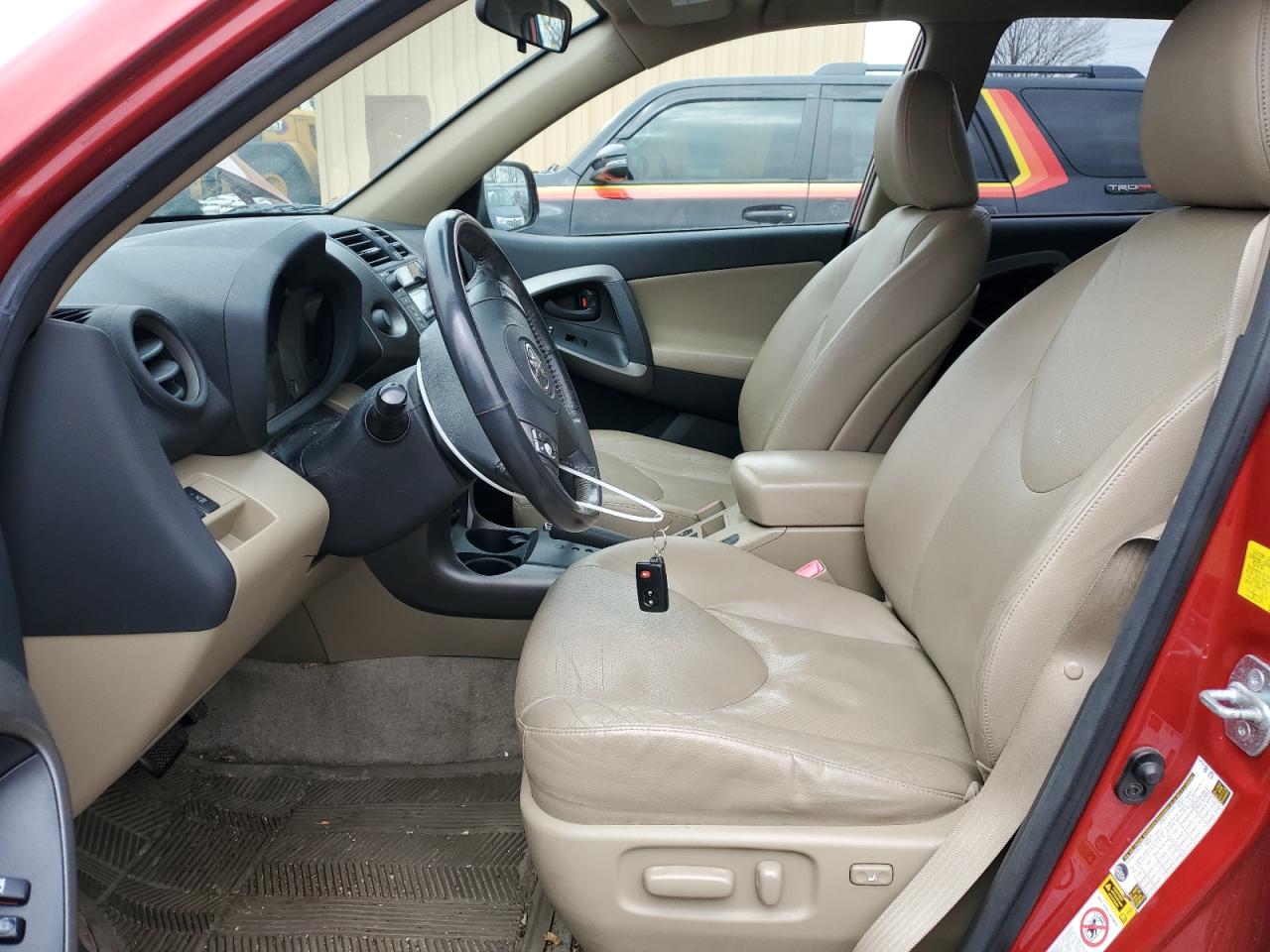 2010 Toyota RAV 4 - Image 7